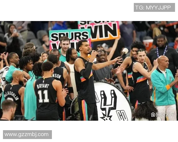 米奇·约翰逊：卡斯尔开场就帮队友制造机会 这反而帮到了他自己